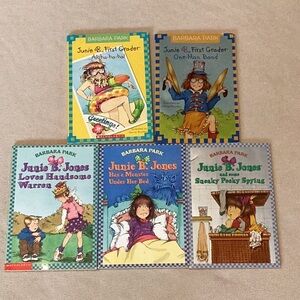 Junie B. Jones Books ~ Lot of 5 ~ Paperback #4, 7, 8, 22, & 26 ~ RL 2 to 2.2